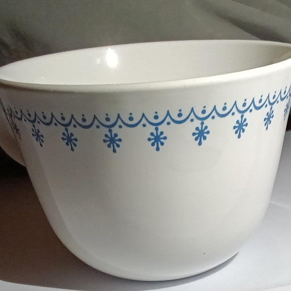 Corelle Blue Snowflake Garland Vintage Mug - Picture 6 of 8